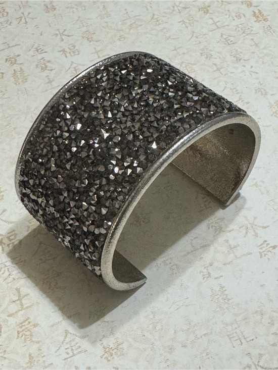 paparazzi Jewelry - PAPARAZZI STELLAR RADIANCE CUFF